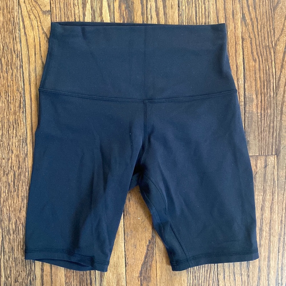 Lulu Lemon Bike Shorts Size 4